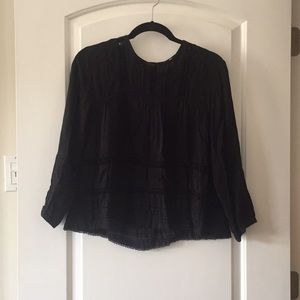 Black aritzia top